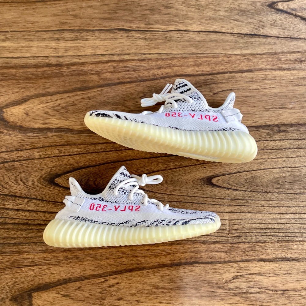Adidas Yeezy Boost 350 V2, Size 10